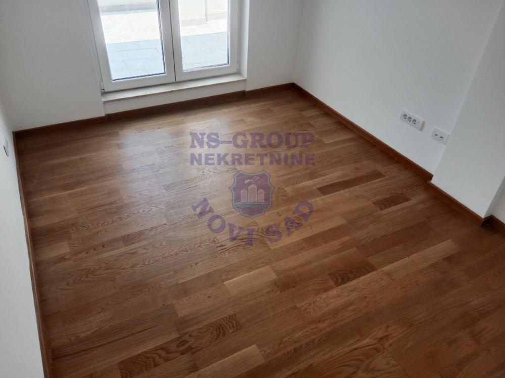 Slika 2 - Dvosoban, 51m2, Bulevar patrijarha Pavla (Somborski bulevar) Novi Sad, sa terasom